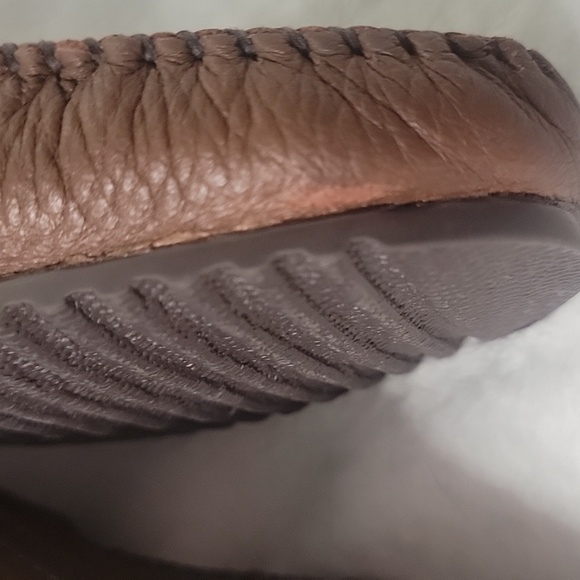 Minnetonka Brown Loafers Size 12 - Picture 6 of 9